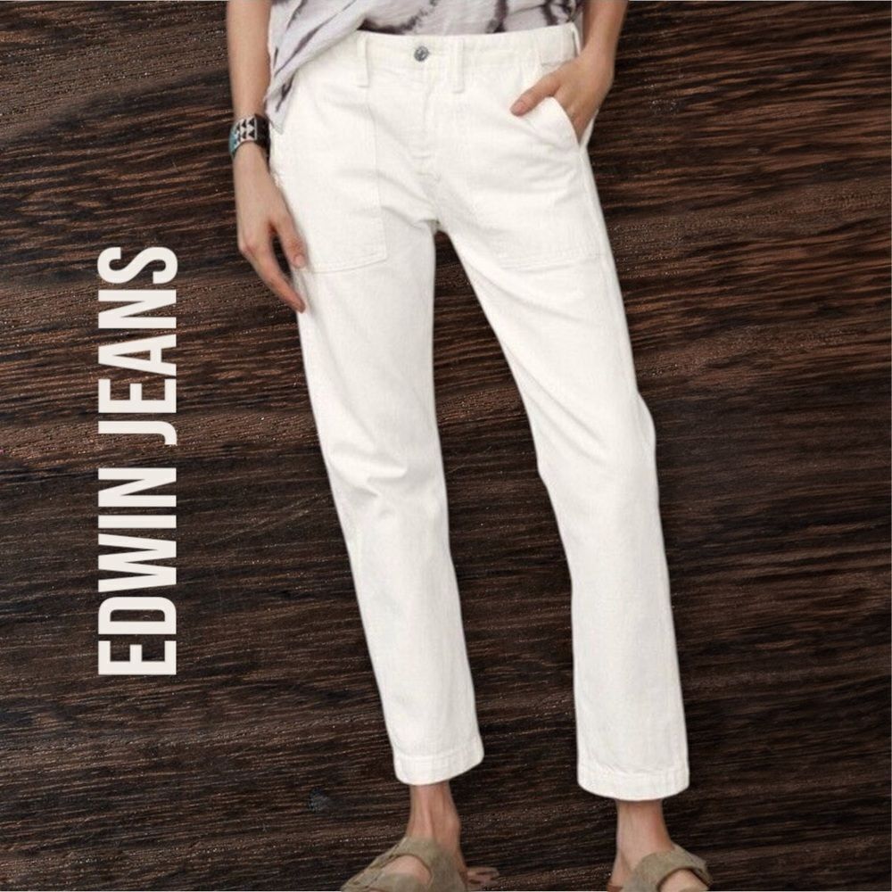 EDWIN ANTHROPOLOGIE Women’s Malia Utility Boyfriend Jeans in the Size 29